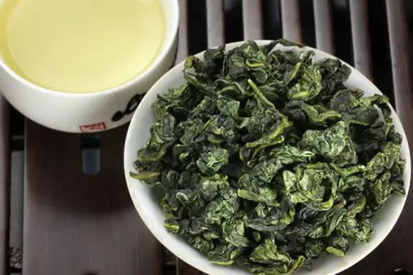 铁观音是不是红茶，属于乌龙茶的下属分支