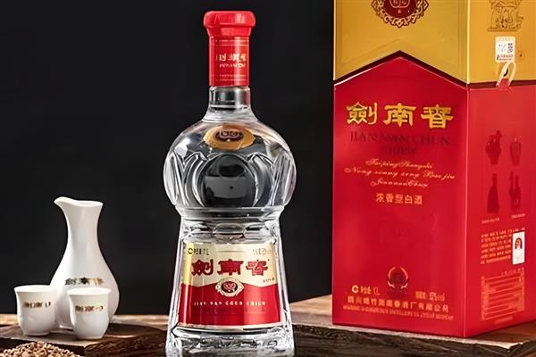 大曲酒和小曲酒有何区别,制作工艺、原料、口感等方面都不同