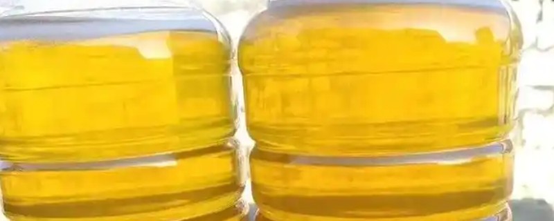 草木樨蜜的简介，未结晶时呈透明的浅琥珀色