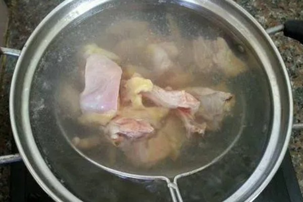 娃娃鱼哪个地方不可以吃，除了肝和胃之外的其它内脏均不可食用