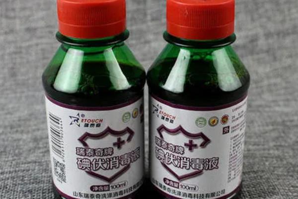 宠物适合使用什么沐浴露，通用型宠物沐浴露适合所有狗狗