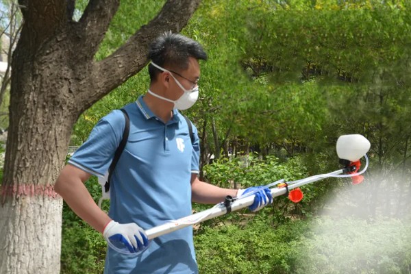 如何提高农药使用效率，可采用静电喷雾技术