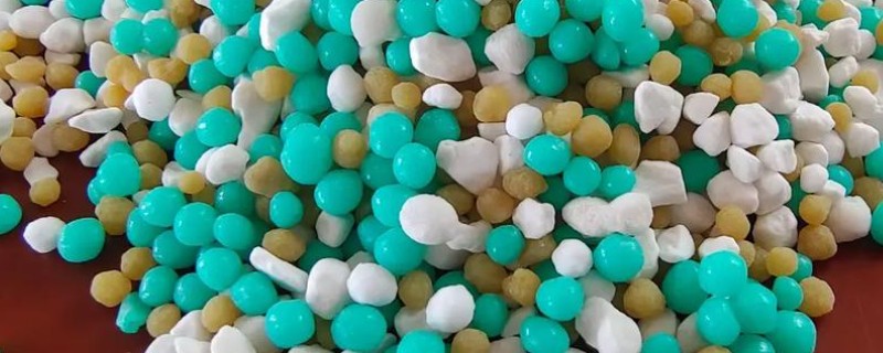 包膜肥料的种类，有包衣尿素、硫包尿素等