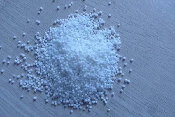 硼肥是哪种肥料，指以硼砂、硼酸等为主的微量元素肥料