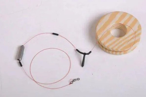 钓马口鱼用哪种饵料,红虫、蚯蚓、商品饵等类型均适合使用