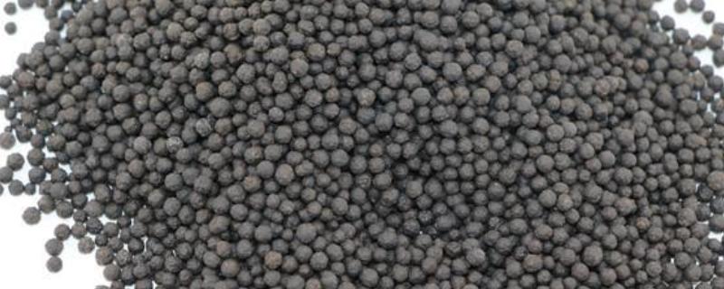 什么是复合肥，是两种或三种以上养分组合而成的化肥