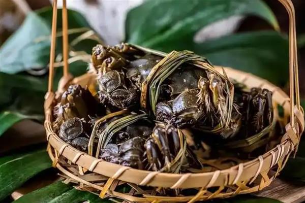 大闸蟹的上市时间，一般在9月中旬