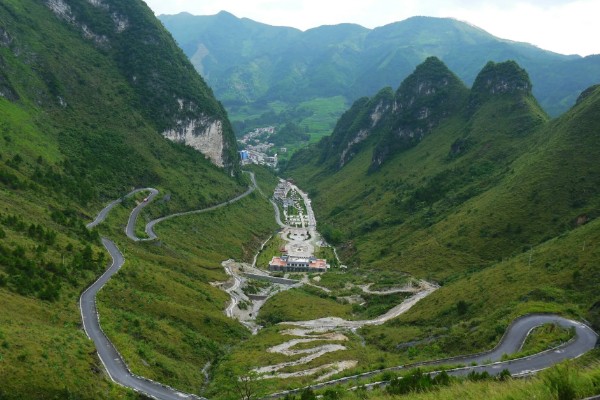 广西河池市大化瑶族自治县的特产,有七百弄山羊、大化白玉薯等