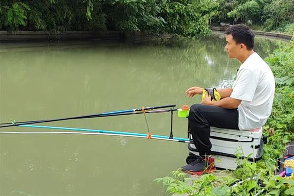 鲤鱼几月份开口，只要饵料使用的当一年四季都可以开口