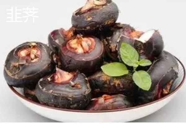 让马蹄变大的方法，施足农家肥和过磷酸钙作为基肥