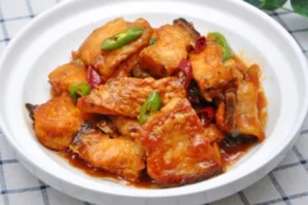 草鱼的价格，一斤需要6-15元左右