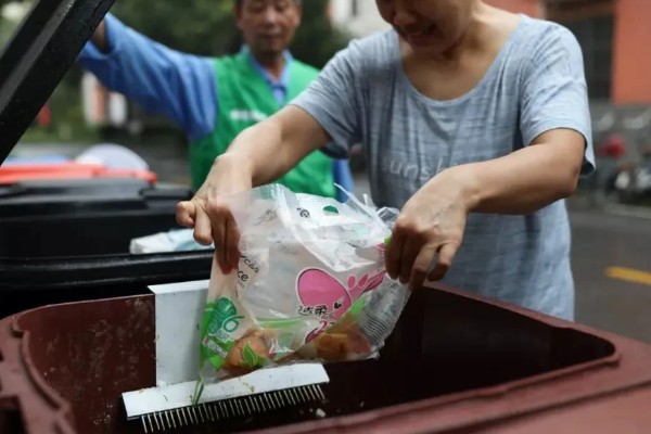 坚果核是哪种垃圾，属于其它垃圾