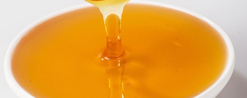 百花蜜简介，其质地粘稠且透明且光泽