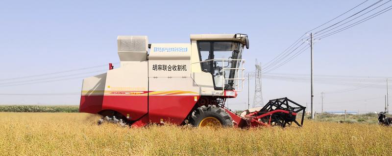 大型农机具有什么养护策略,拖拉机停放前务必彻底清洁机械