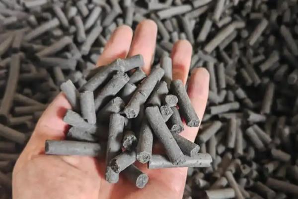 鱼塘亚硝酸盐高如何处理，泼洒化学增氧剂再开设增氧机可改善水质