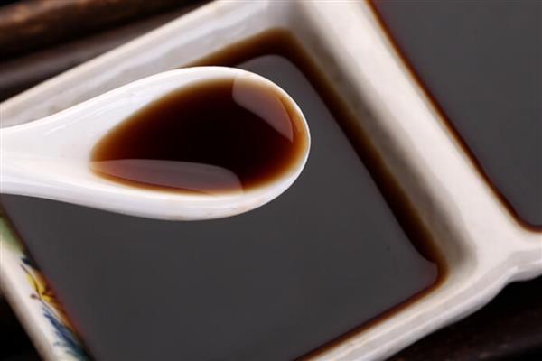 甘肃金塔县的特产，手工黑醋属于调味极品
