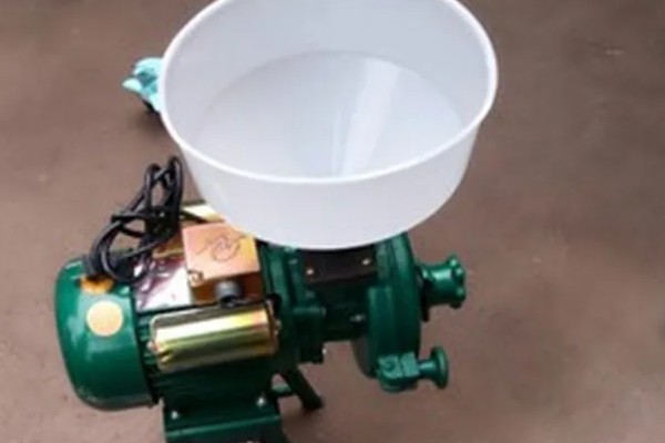 小型组合磨粉机组容易出现什么故障，常见电机故障、清理筛故障等类型