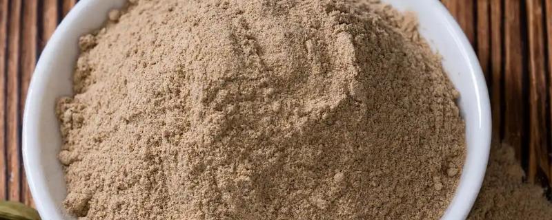 三七在家里怎样打粉,在专用的打粉机器中进行