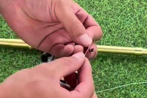 新手怎么组装海竿,根据大小顺序依次组装