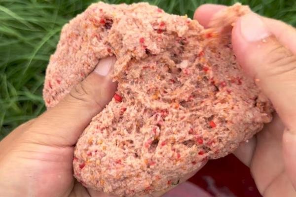 手竿钓翘嘴鱼用什么饵,推荐自然饵料、商品饵料等