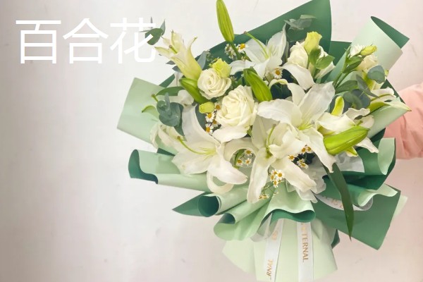 妈妈生日可以送哪些花，推荐康乃馨、百合花等