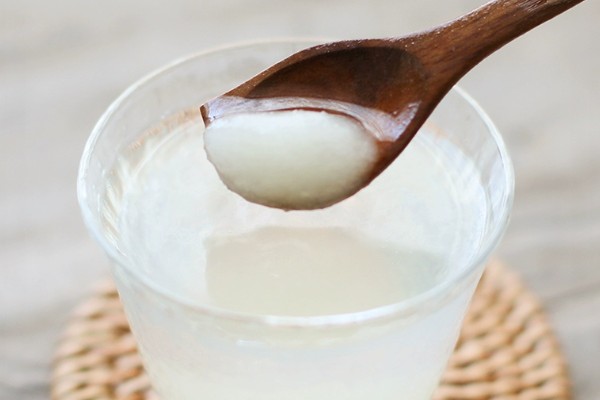 椴树蜜怎么吃，用温开水冲服