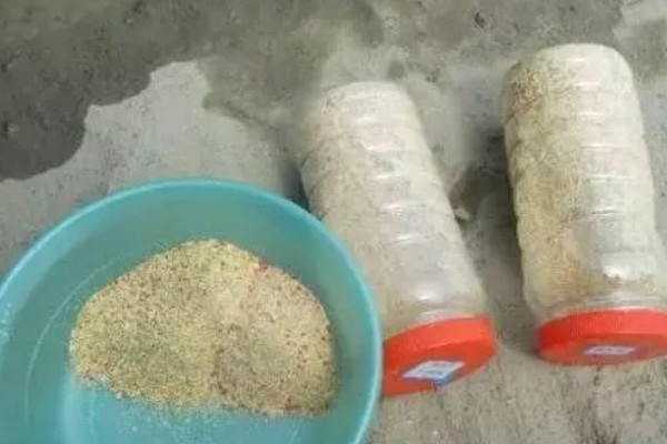 怎么刺激鱼开口,可以使用多巴盐