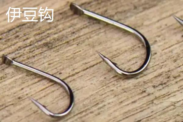 钓鲫鱼用哪种钩，袖钩是首选钩型