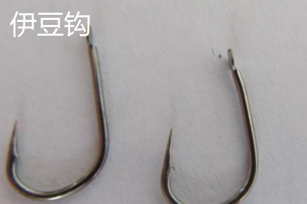 钓鲫鱼用哪种钩，袖钩是首选钩型